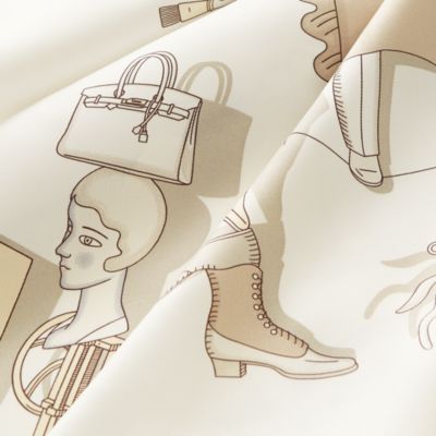 女性用シルクのセレクション | Hermès - エルメス-公式サイト
